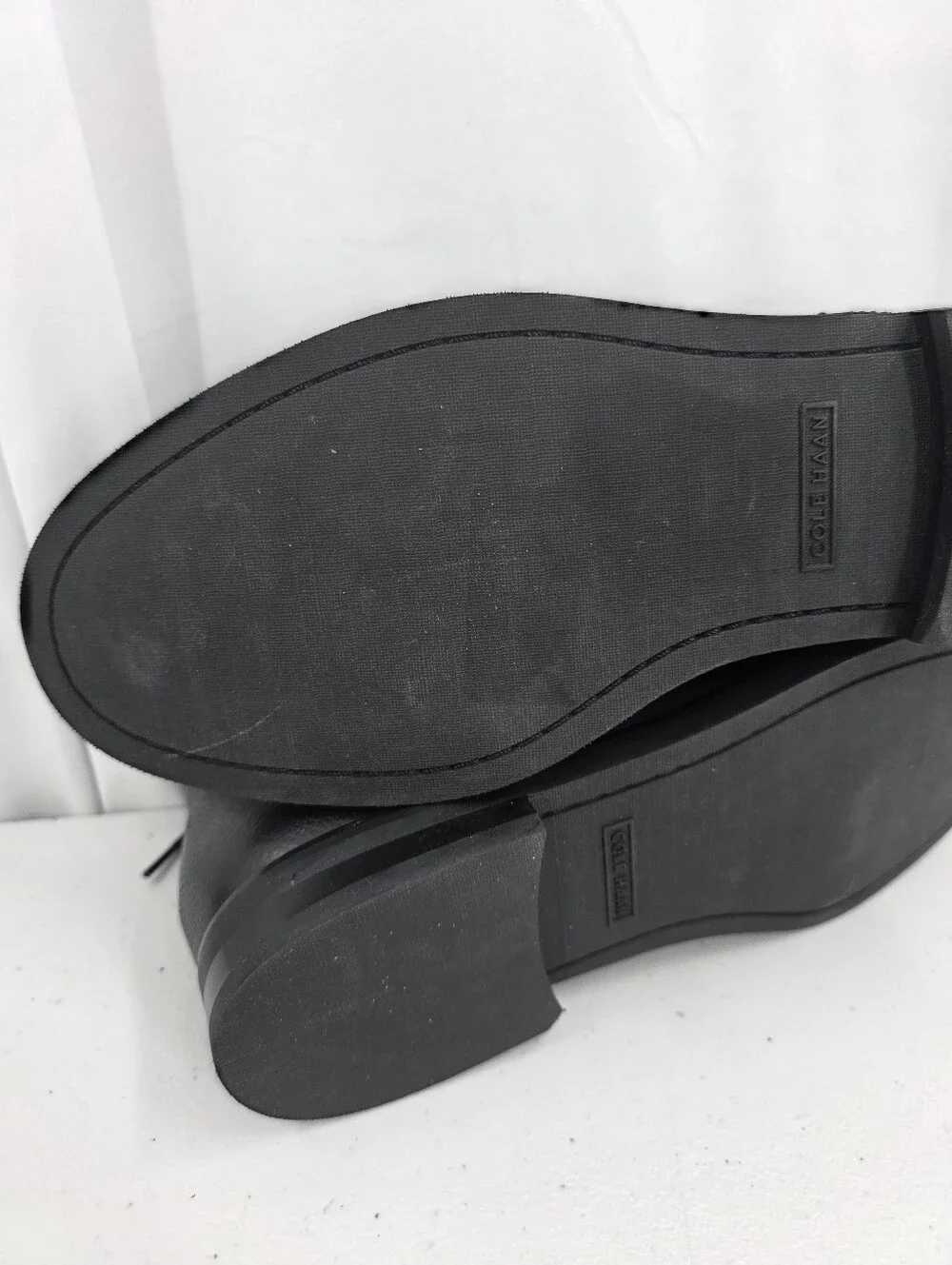 Cole Haan C24524 Men’s Pebble Leather Ogden Stitch Chukka Boots Black Sz 10.5M.